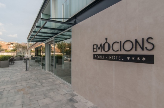 Entrada Hotel